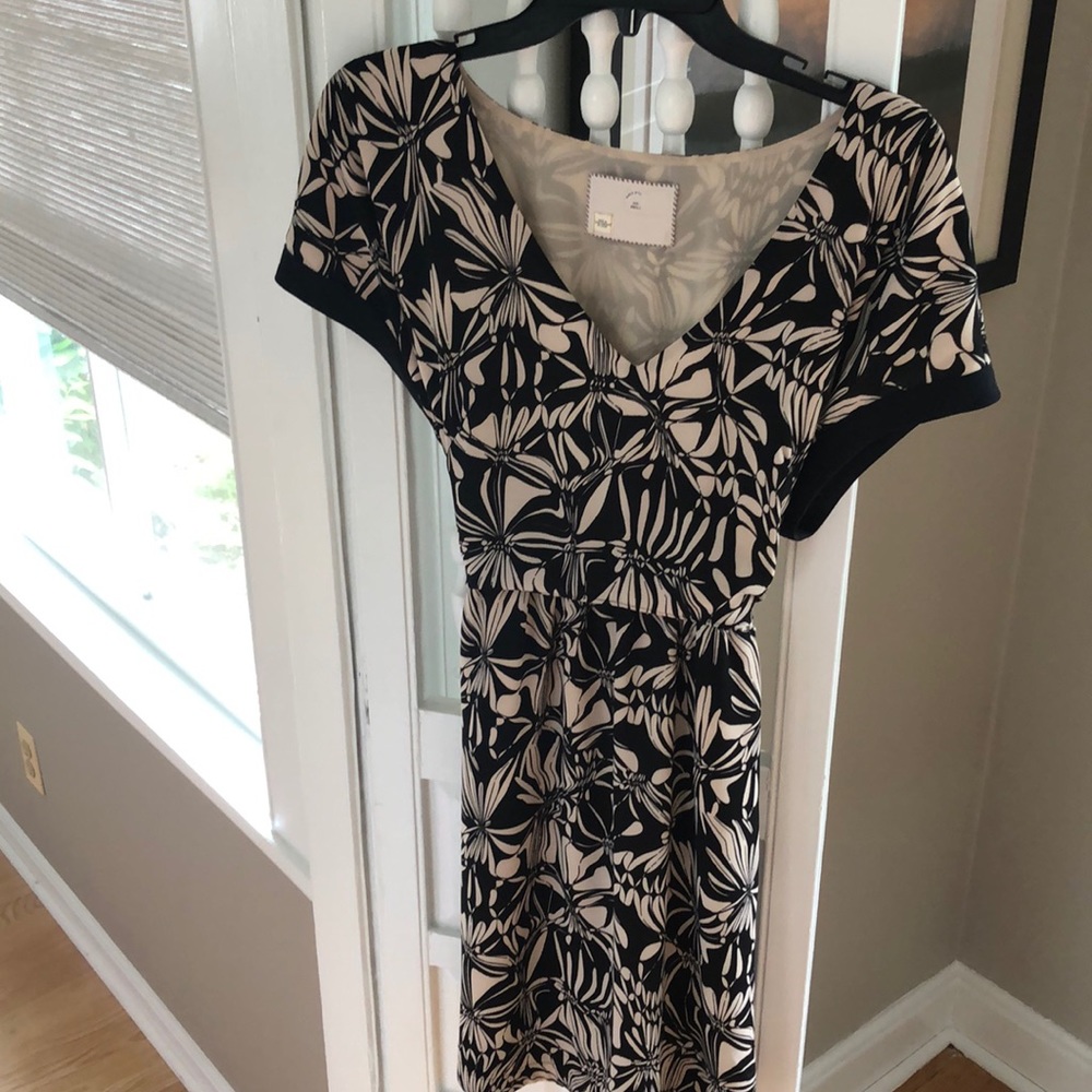 Black and white tie back dress